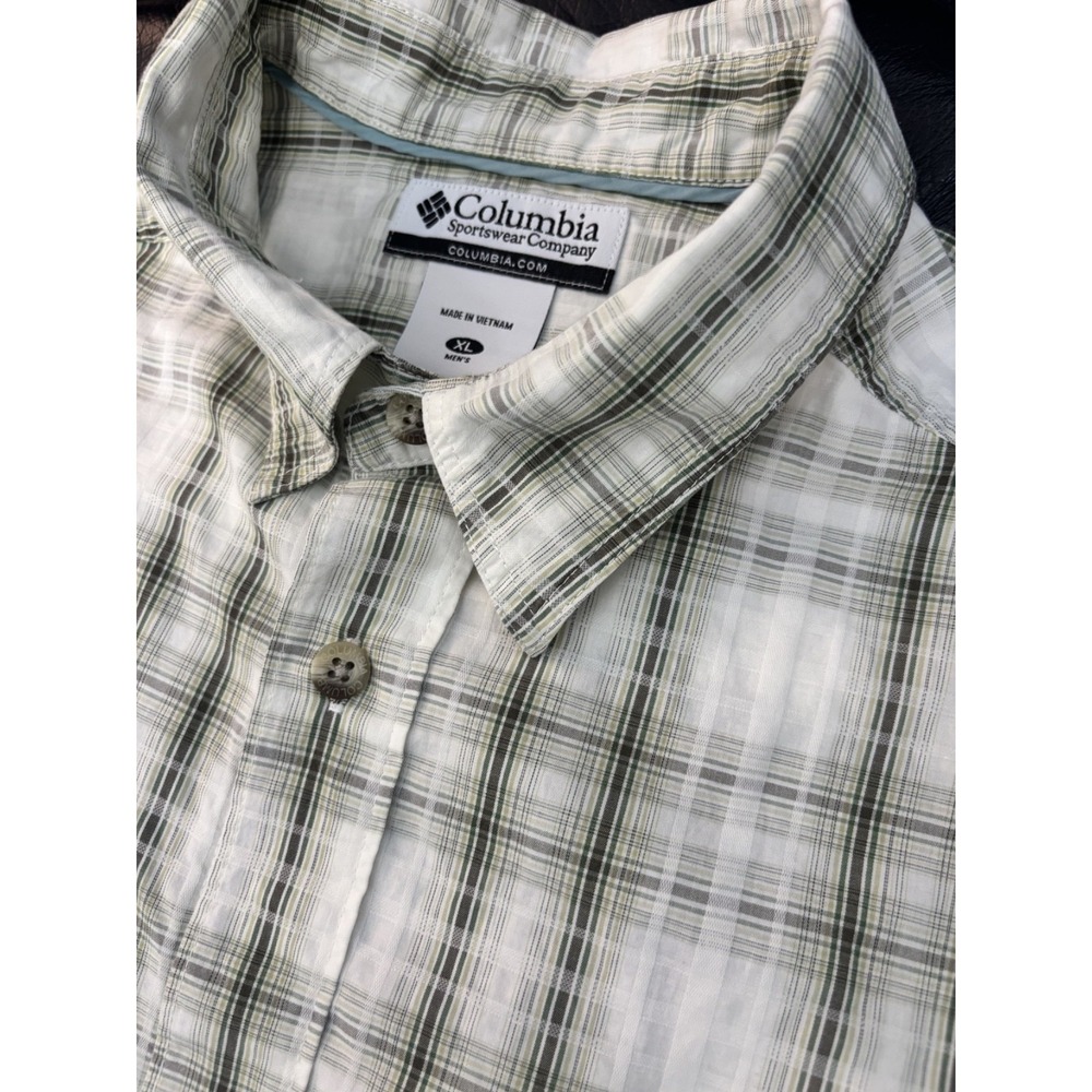 Columbia Button Down Shirt Gray/Green/White Plaid Mens Size XL